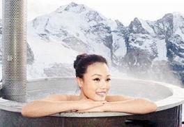 娱乐圈香艳爆料,揭秘明星背后的秘密恋情与激情故事  第2张